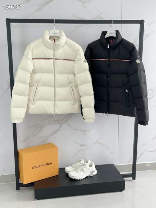 Picture of Moncler Down Jackets _SKUMonclersz1-526yr19937024